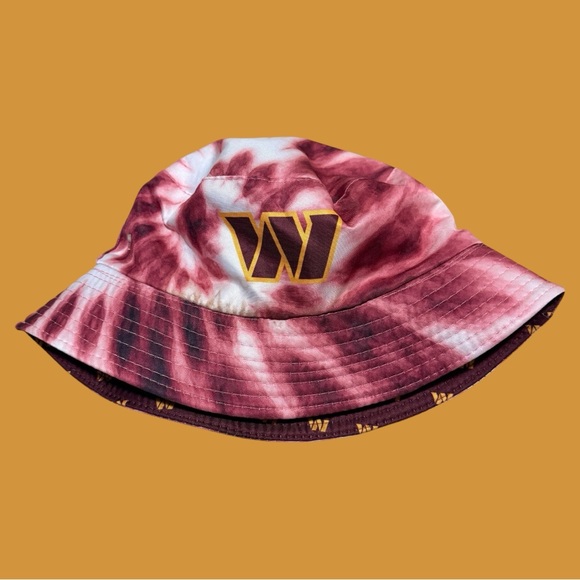 NFL Washington Commanders Reversible Bucket Hat - Picture 1 of 6